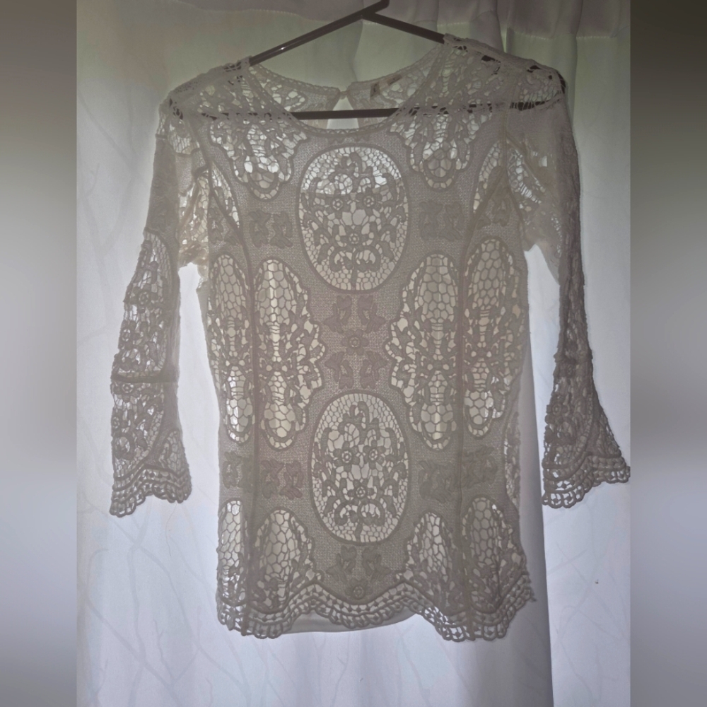 Ultra Pink Womens White lace shirt